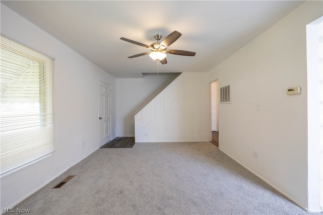 Robert Dvoraks Brentwood Village - Residential