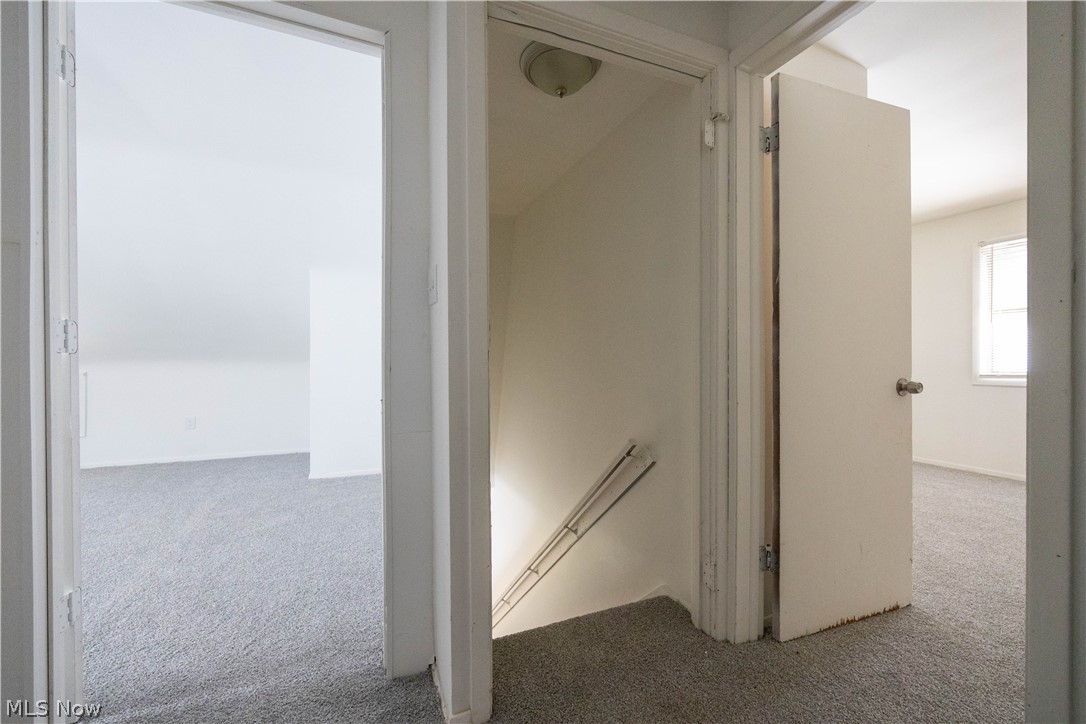 Robert Dvoraks Brentwood Village - Residential