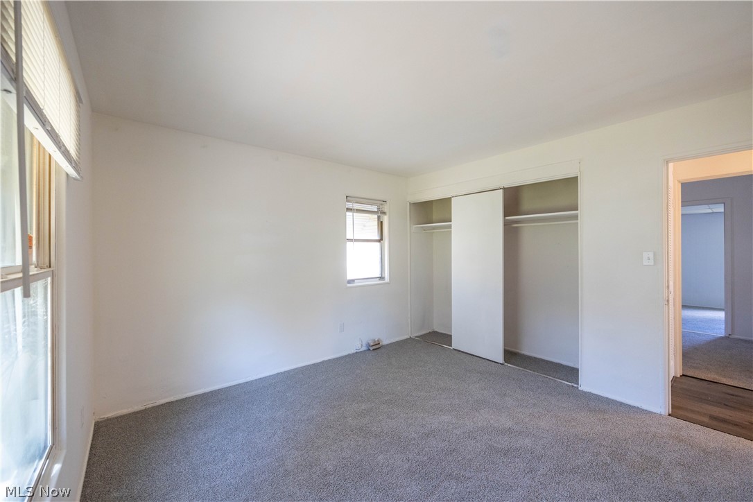 Robert Dvoraks Brentwood Village - Residential