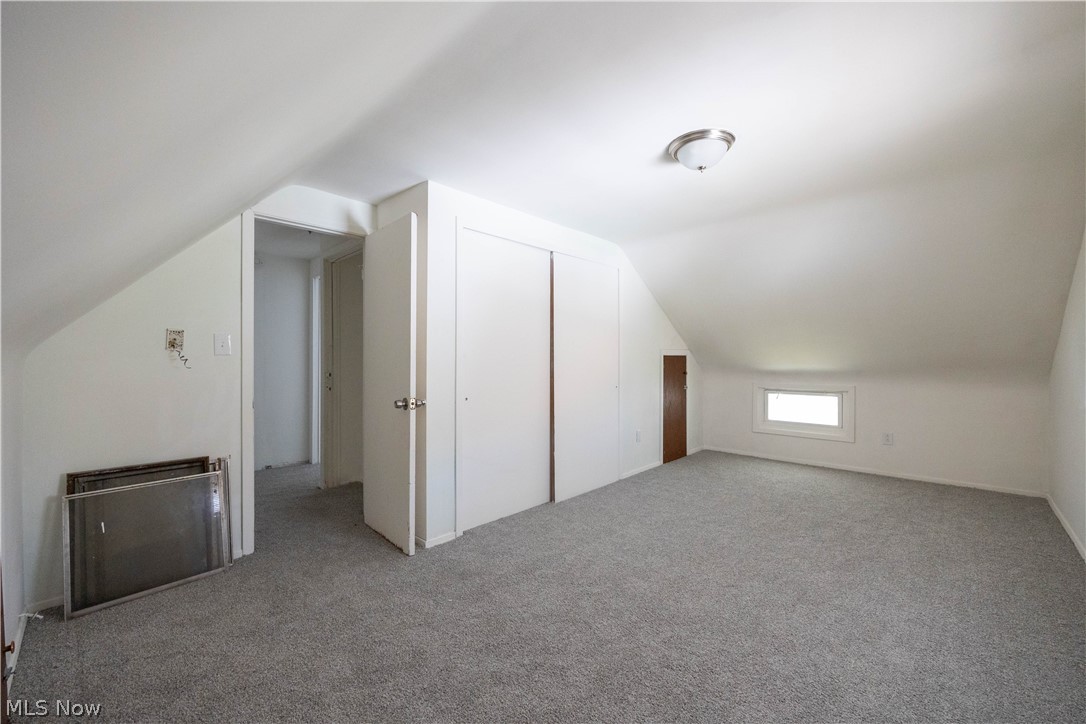 Robert Dvoraks Brentwood Village - Residential