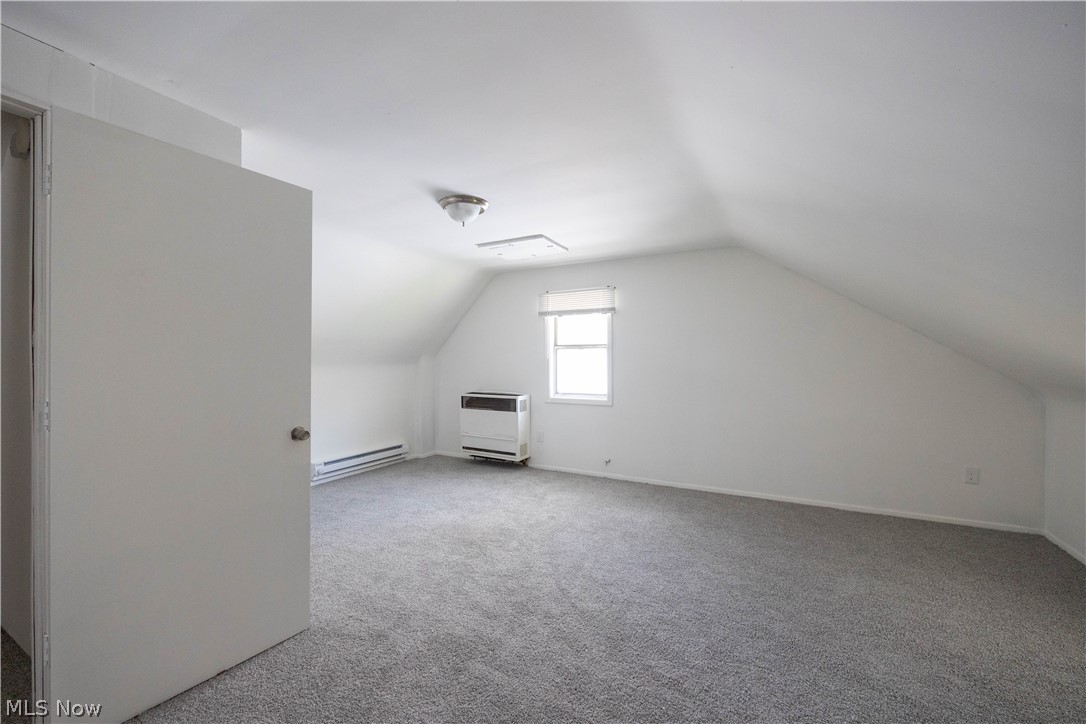 Robert Dvoraks Brentwood Village - Residential