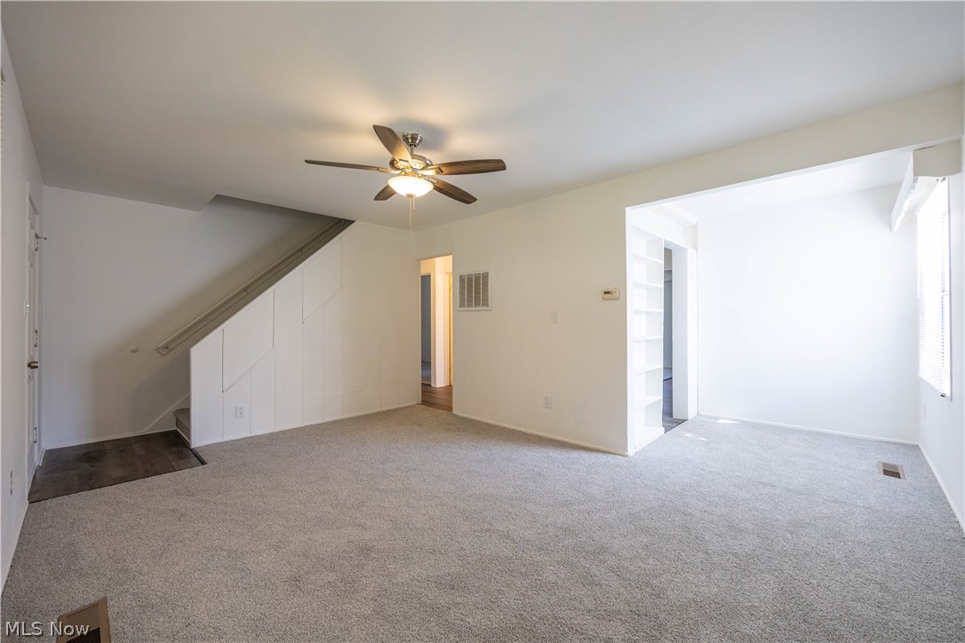 Robert Dvoraks Brentwood Village - Residential