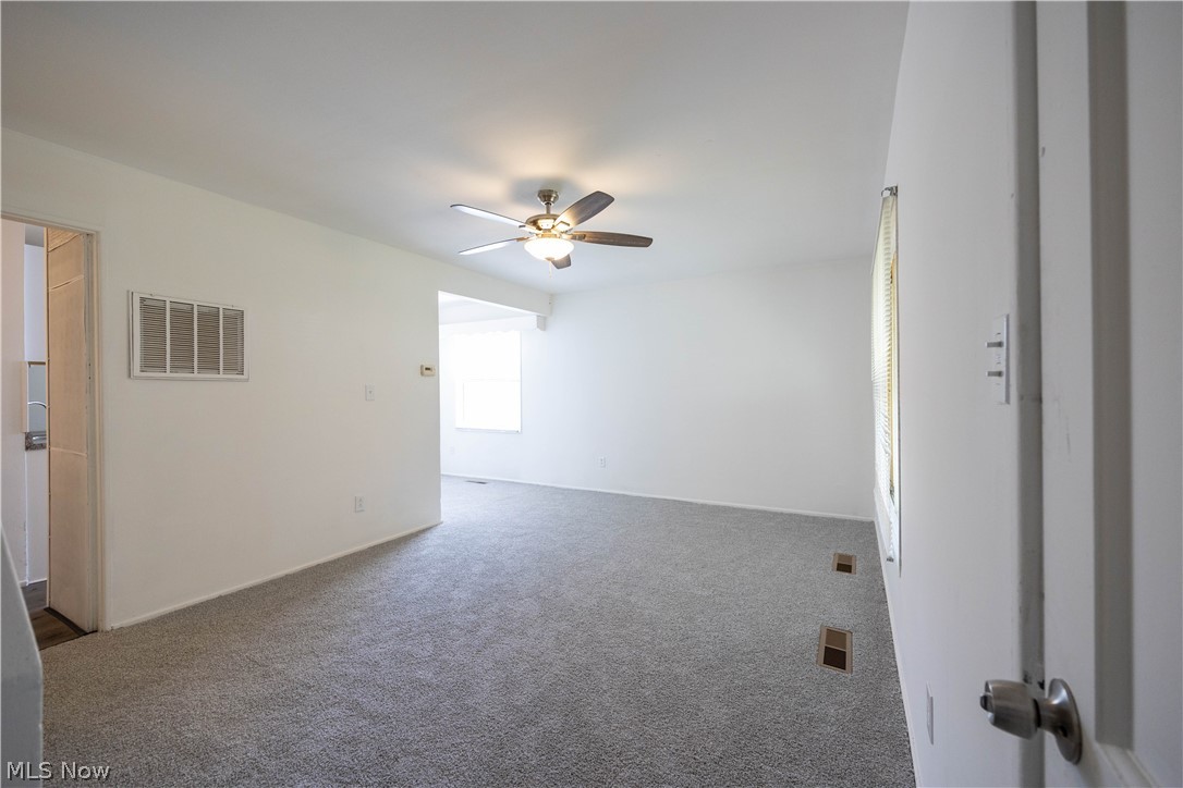 Robert Dvoraks Brentwood Village - Residential