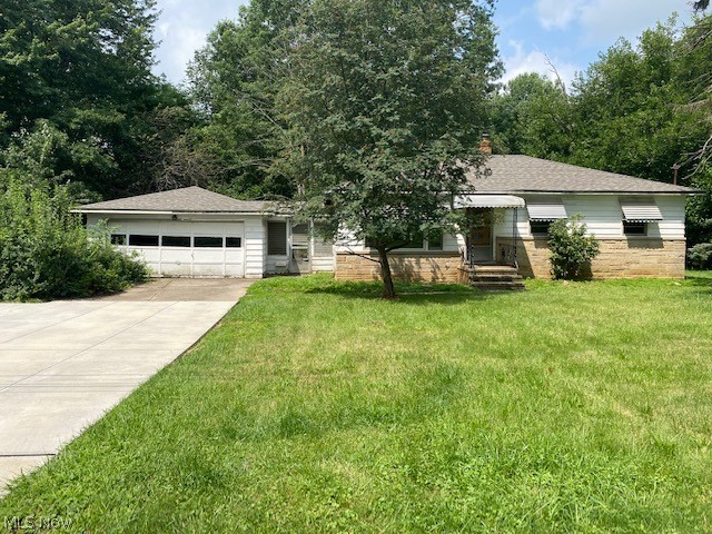 Welcome to this ranch in Parma Heights! This is a great rehab opportunity! Great floor plan, needs quite a bit of work but could be a great house!