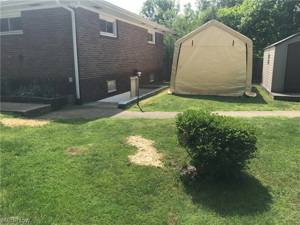 Monroes North Barberton - Residential