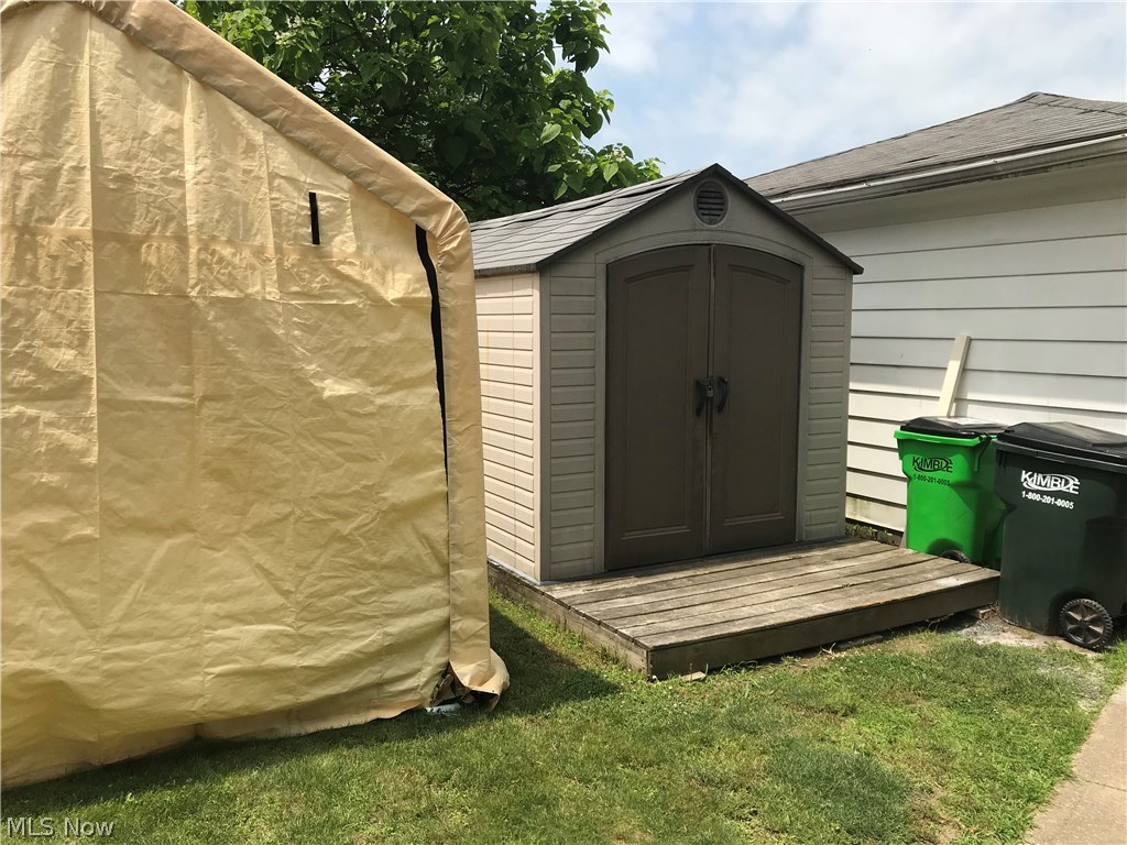 Monroes North Barberton - Residential