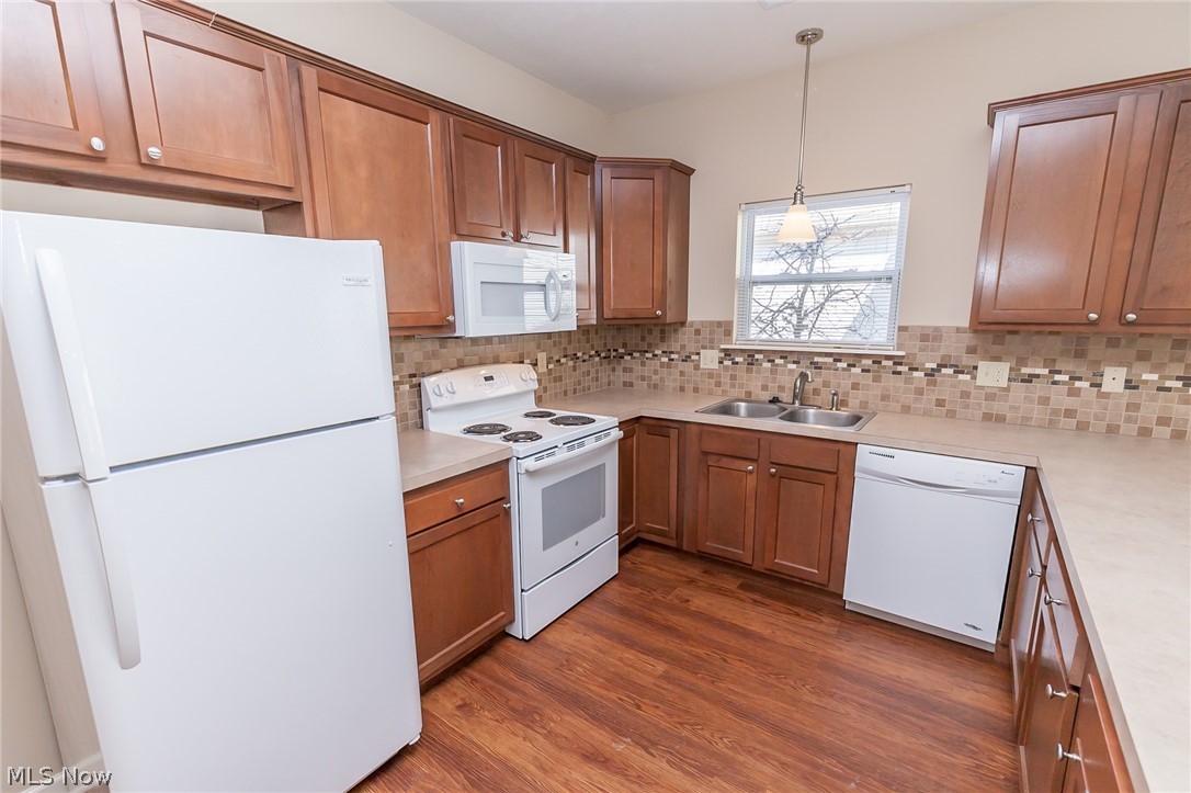 Waterford II at Pleasant Lakes Condo - Residential