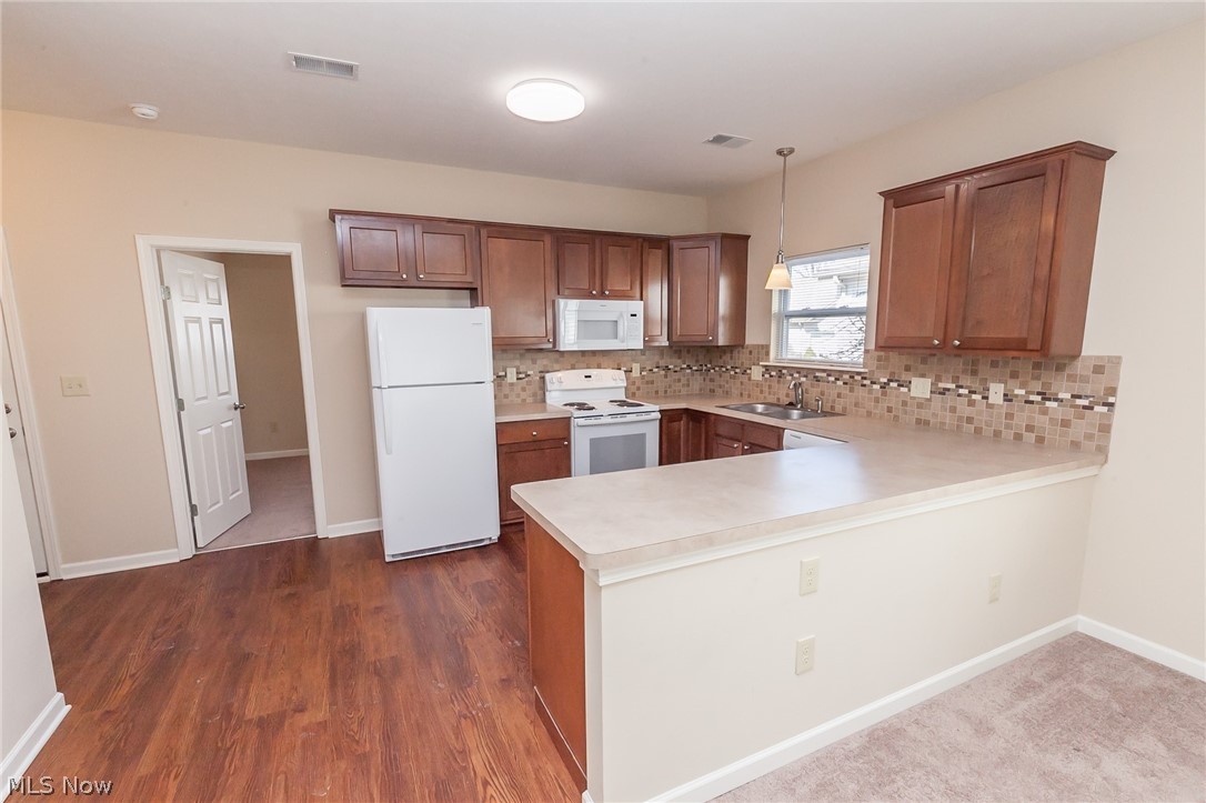 Waterford II at Pleasant Lakes Condo - Residential