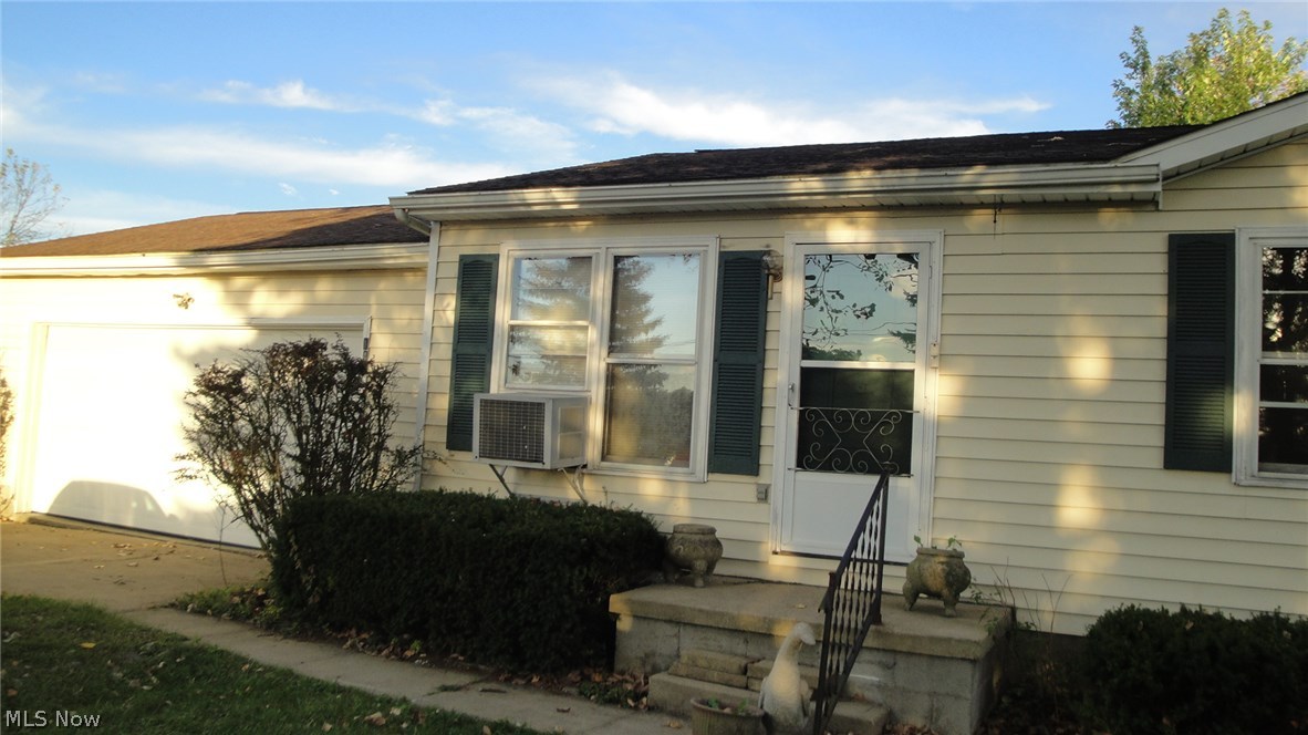 Beautiful city lot with big back yard. Home need TLC. Basement has been waterproofed. Huge deck on back. 3 bedrooms 1 full, & half bath. Bring offers . Home has lots of potential.