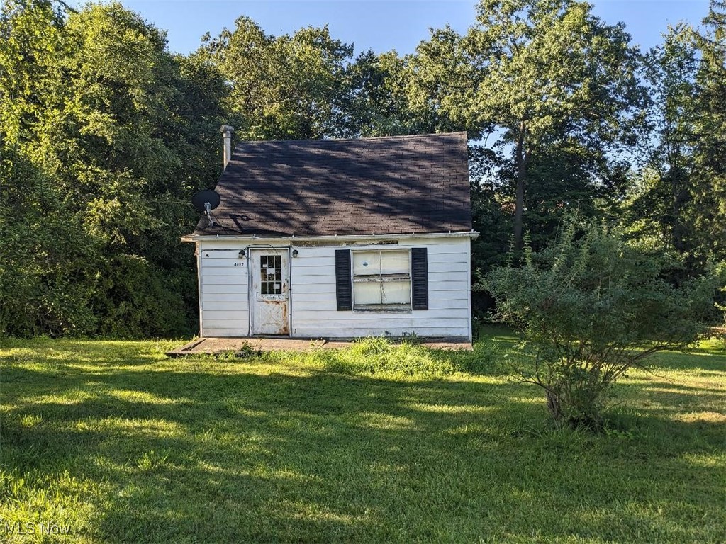 This house needs extensive work and not livable at this point. The value is in the land. Has been empty for over 5 years. No driveway. The lot is beautiful 100 x 120. Square footage is 596. This was entered because MLS required it. The rooms are not finished