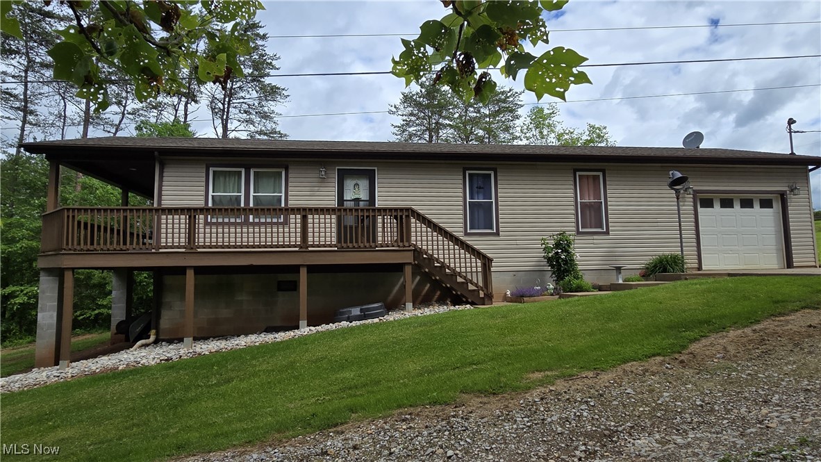 762 Farrow Hill Road, Davisville, West Virginia image 1