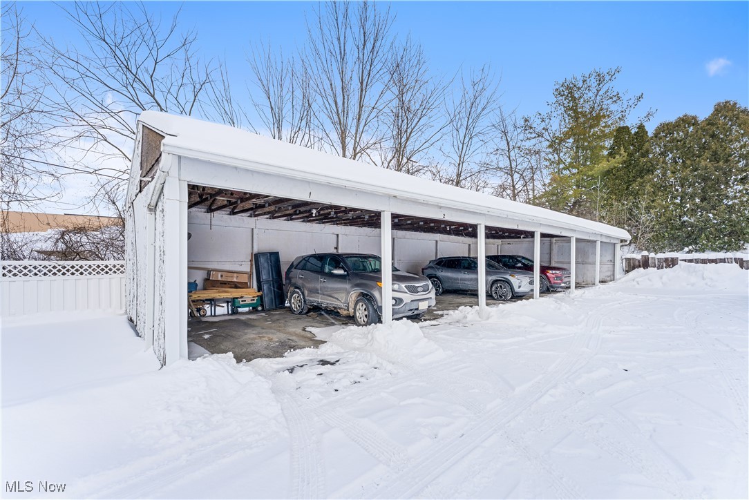 Callaway Circle Condo - Residential