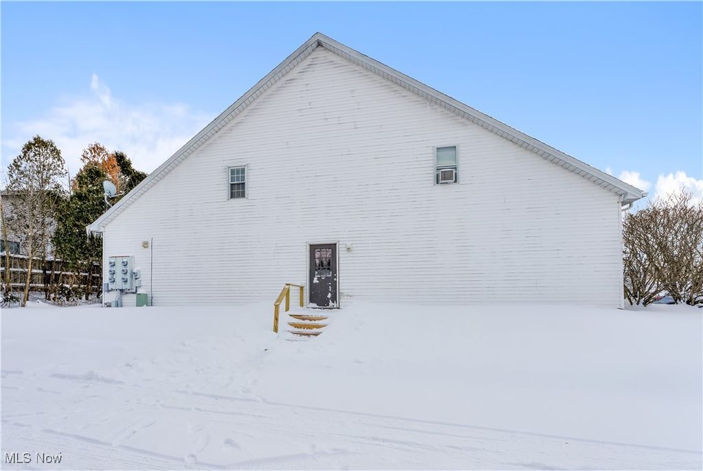 Photo of 6042 Callaway Circle #5, Youngstown, OH 44515 (MLS # 5185382)