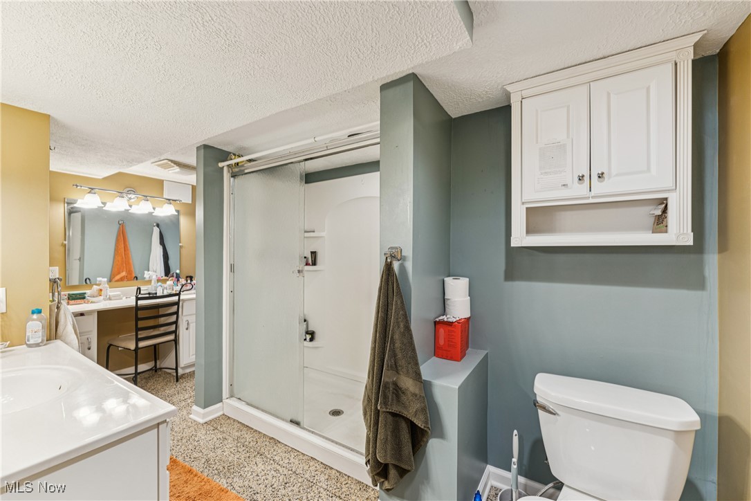 Hoy Lo Mae - Residential