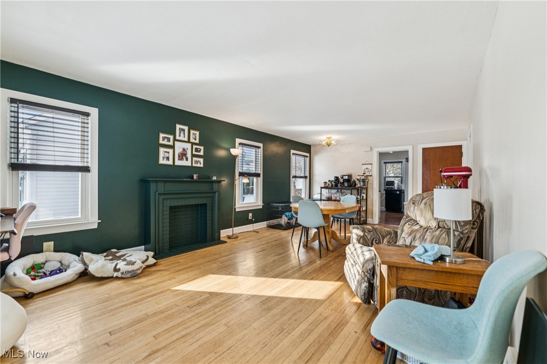 Hoy Lo Mae - Residential