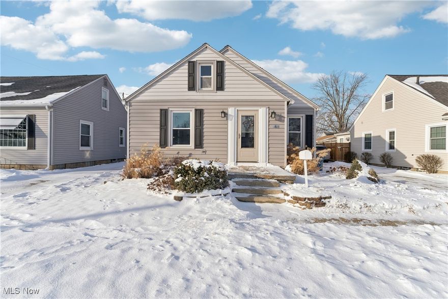Welcome to 2737 N Jefferson Blvd!  This charming cape cod features newer siding (2022), an adorable walkway to the front door, and picturesque curb appeal.  Step inside and you will immediately notice the beautiful hardwood floors, arched doorway and a cozy decorative fireplace. The main level features two bedrooms and a full bathroom.  The kitchen was tastefully updated in 2018. All kitchen appliances are included.  Upstairs you will find additional living space, which could be utilized as a bedroom, office or storage area.  Downstairs you will find a finished basement, complete with a spacious family room.  A master suite is also located downstairs, with its own private FULL bathroom and massive walk in closet!  The laundry room is located in the basement as well and the washer and dryer are included!  But that's not all- the backyard is fully fenced, features a beautiful paver patio and a shed for additional storage.  Schedule a showing with your favorite realtor today. This one will not last for long!!