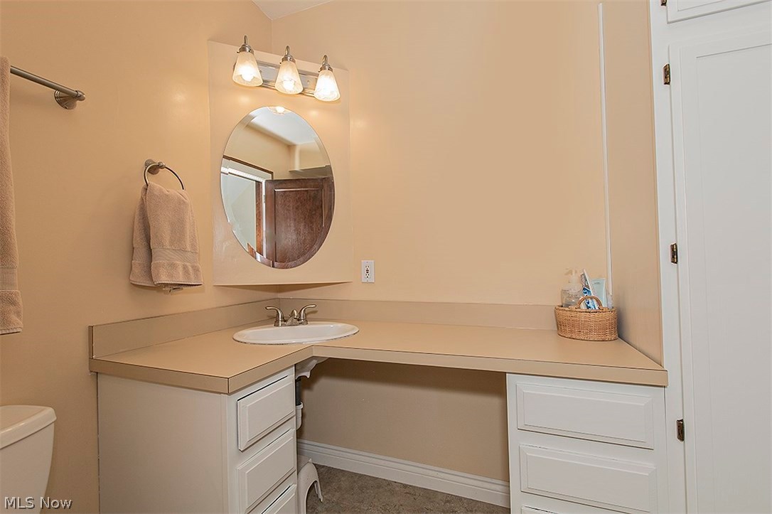 Shaker Lakes - Residential