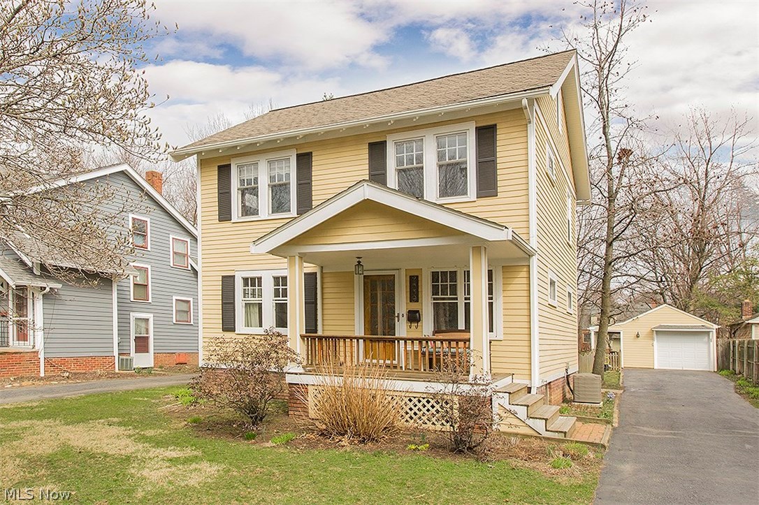 Shaker Lakes - Residential