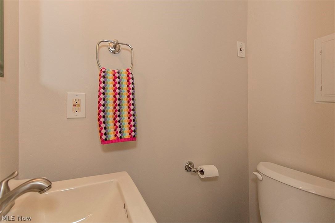 Shaker Lakes - Residential