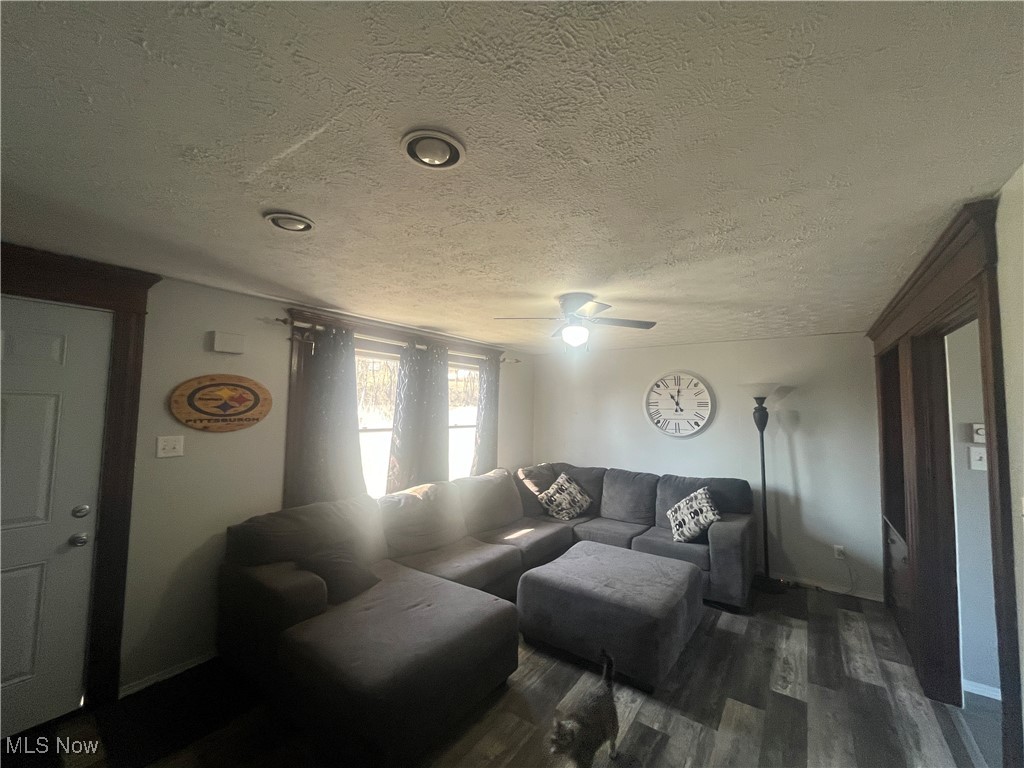 3835 Holbein Drive, Zanesville, Ohio image 5