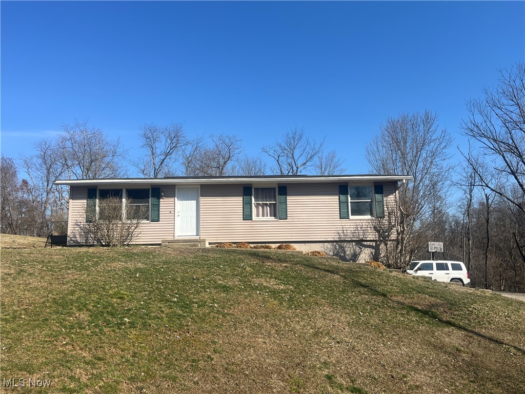 3835 Holbein Drive, Zanesville, Ohio image 15