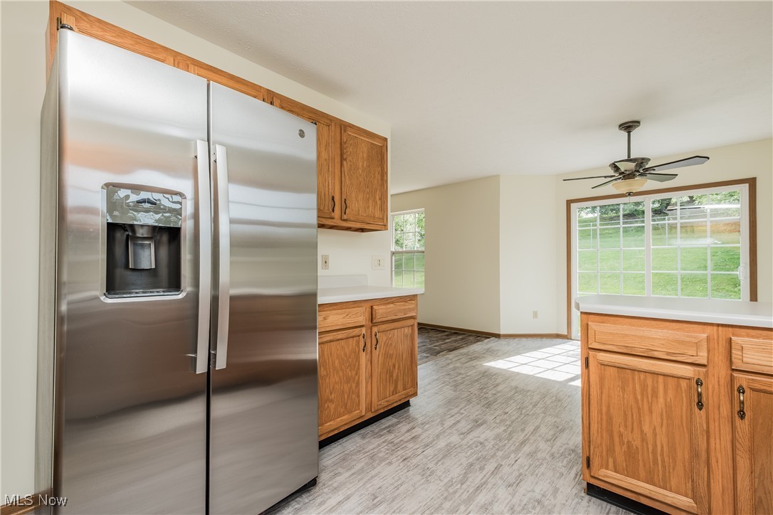 10237 Middlebranch Avenue, Hartville, Ohio image 7