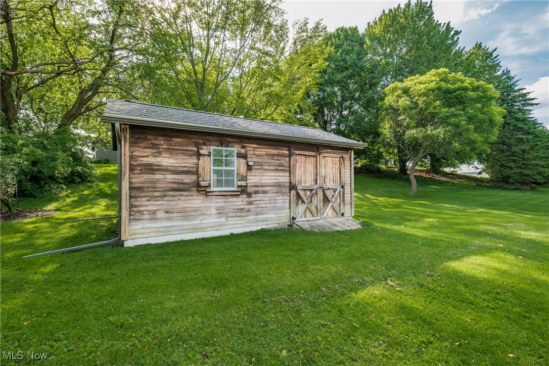 10237 Middlebranch Avenue, Hartville, Ohio image 29