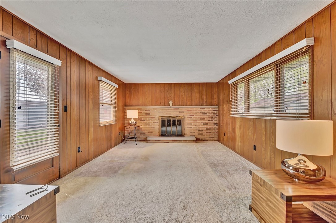 18203 Broxton Drive, Strongsville, Ohio image 6