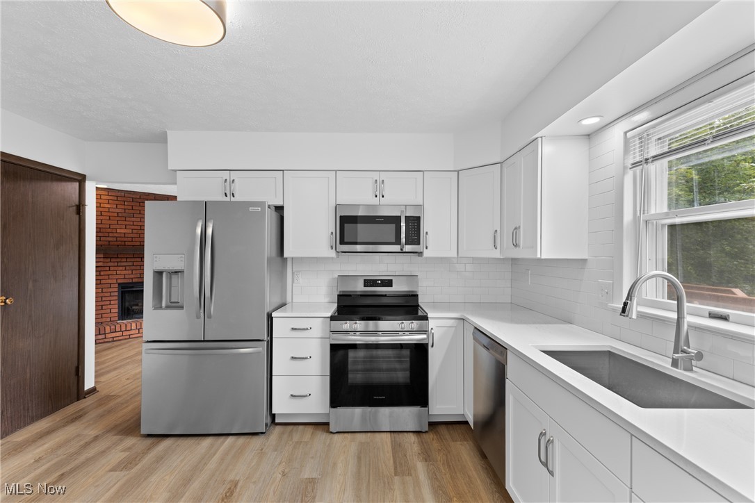 Oak View Mdws Sub - Residential