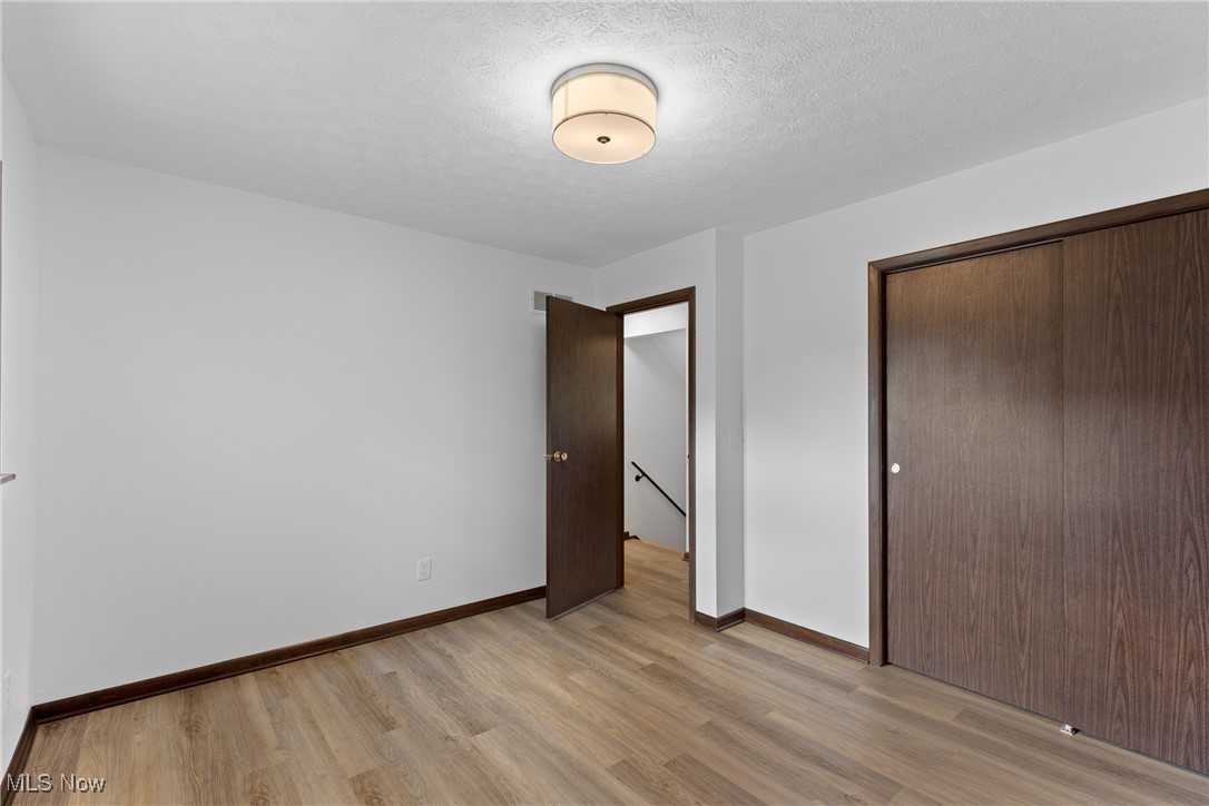 Oak View Mdws Sub - Residential