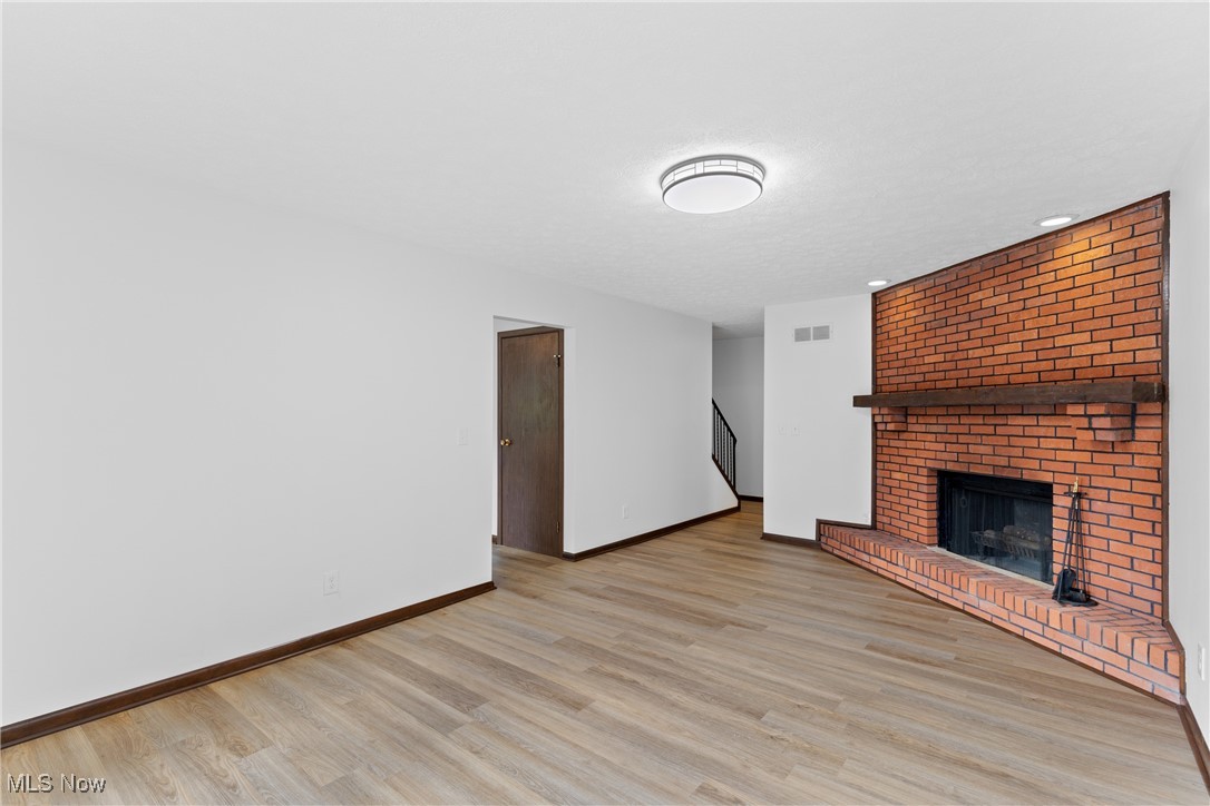 Oak View Mdws Sub - Residential