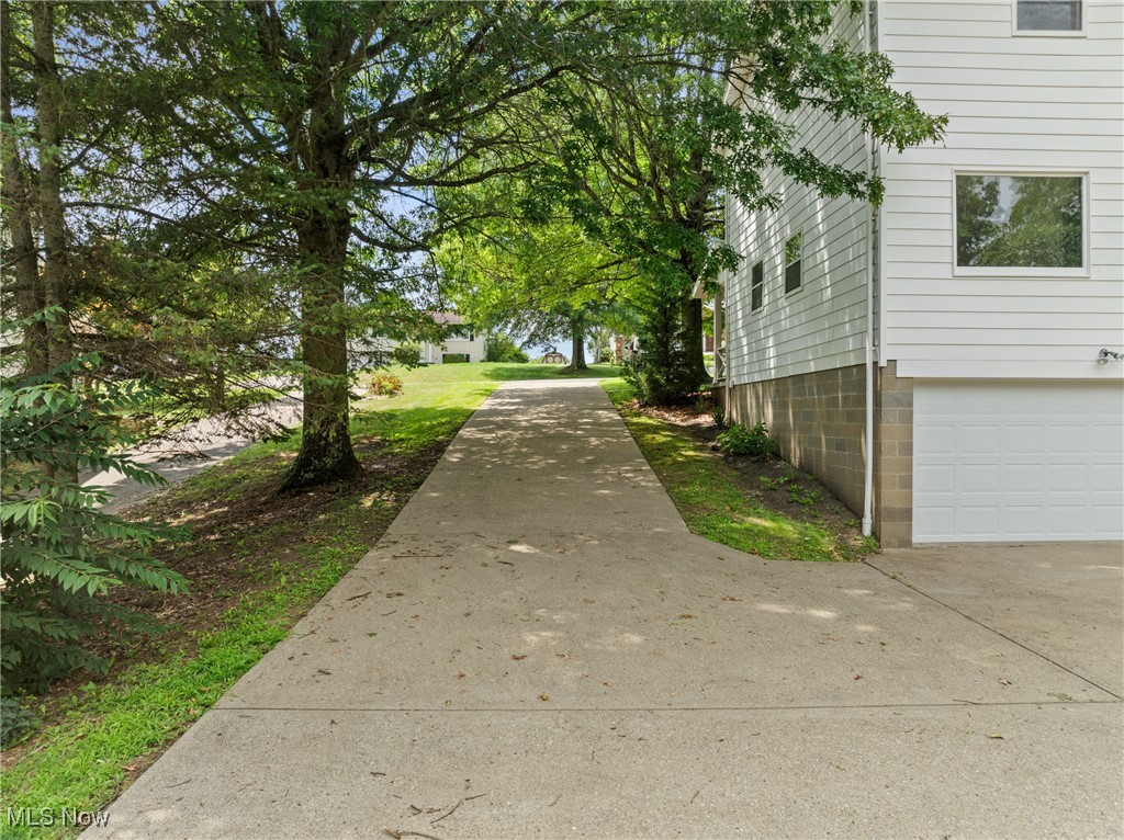 Oak View Mdws Sub - Residential