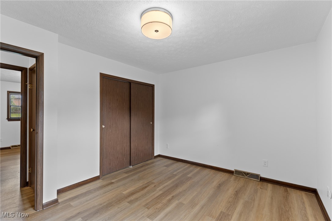 Oak View Mdws Sub - Residential