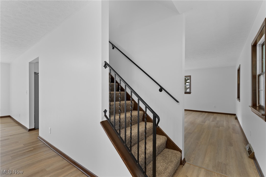 Oak View Mdws Sub - Residential