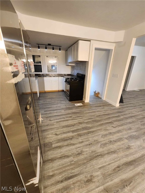 Mix & Wains - Residential