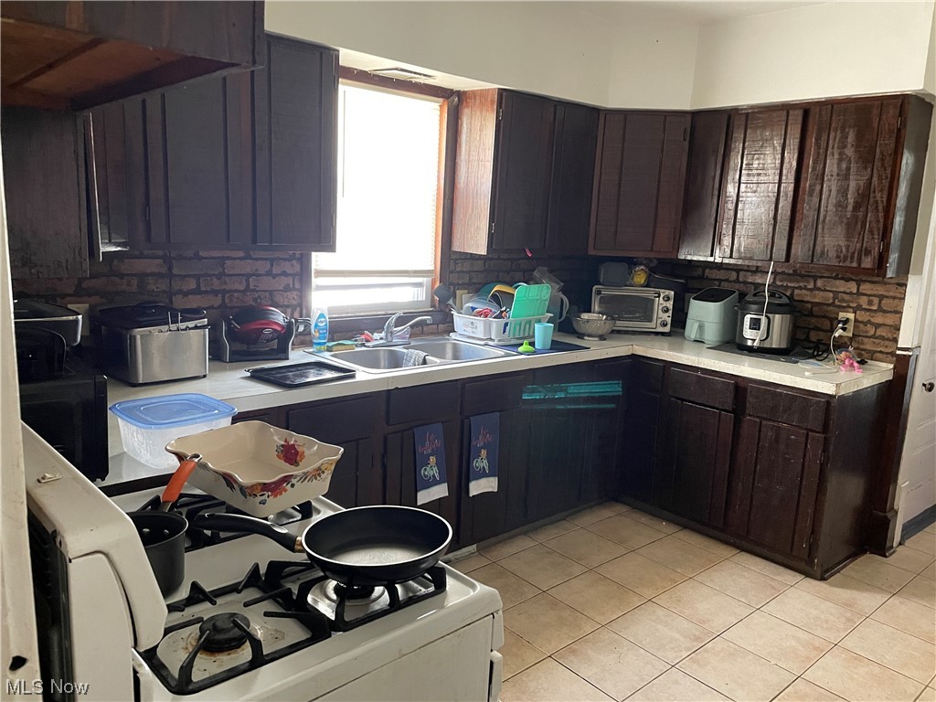 Voris - Residential Income