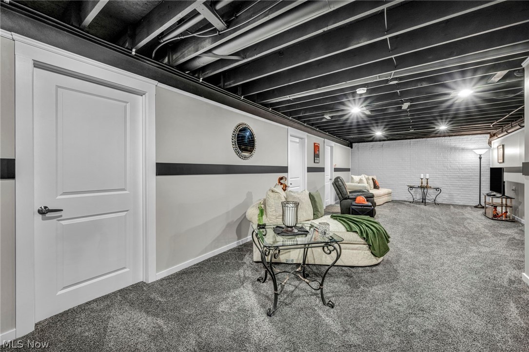 Hidden Village Sub 1 - Residential