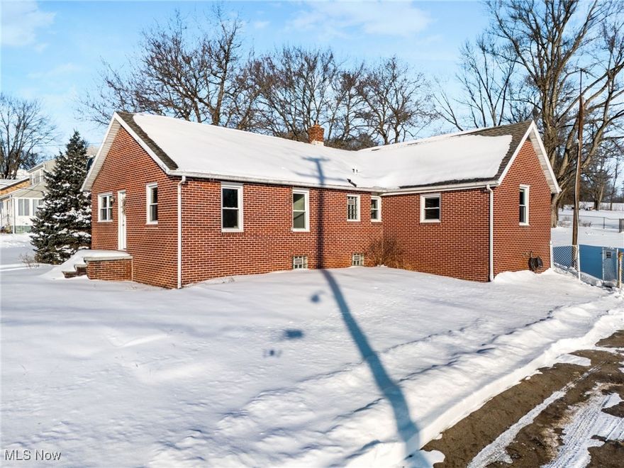 Turn key, open concept living, main floor laundry, 2 brand new bathrooms waiting for you!

This home has a great open feel and a kitchen that really stands out. The kitchen has been completely remodeled with two tone cabinets, butcher block countertops, offering plenty of workspace. It opens directly into the living area, making the space feel bright, connected, and perfect for everyday living or entertaining. There are two full bathrooms, both fully updated, plus the convenience of main floor laundry.

1 acre total land, with the immediate backyard fenced in ready for any pets!

With its functional layout, modern updates, and inviting style, this home is truly move in ready and easy to love.

Agent owned property. Selling as is.