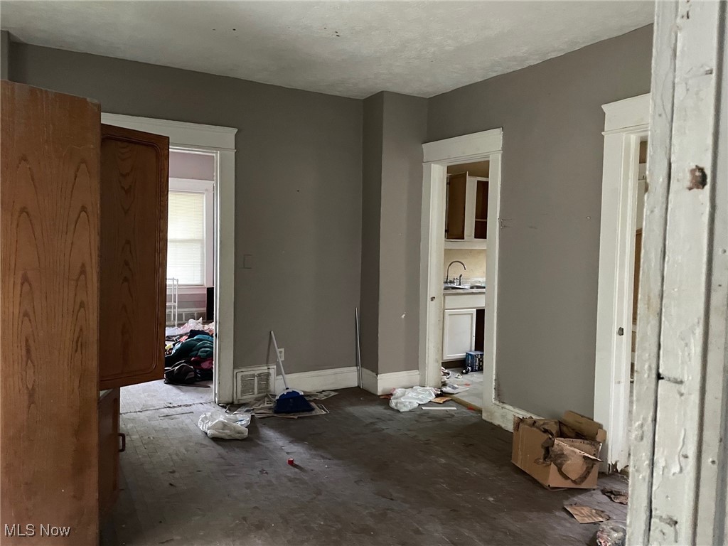 Garfield Ray & Bowens - Residential