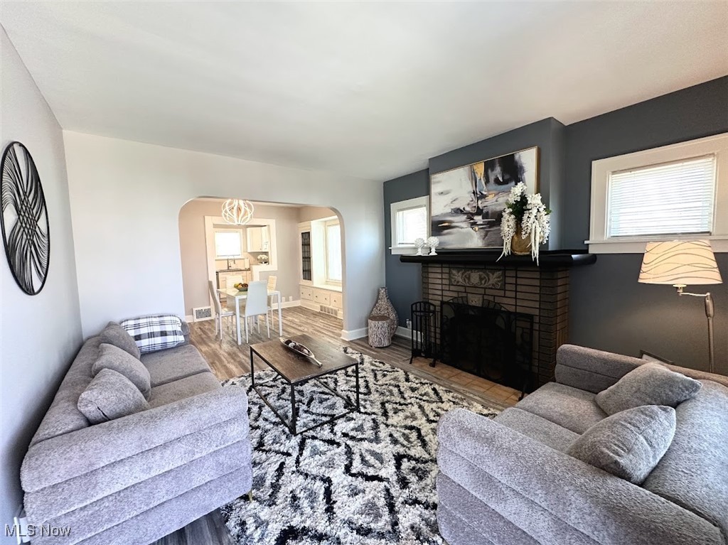 5515 Charles Avenue, Parma, Ohio image 2
