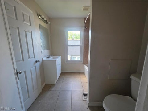 Tiny photo for 1226 Shriver Avenue NE, Canton, OH 44705 (MLS # 5240638)