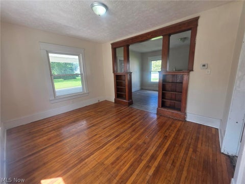 Tiny photo for 1226 Shriver Avenue NE, Canton, OH 44705 (MLS # 5240638)