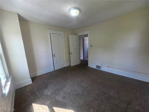 Tiny photo for 1226 Shriver Avenue NE, Canton, OH 44705 (MLS # 5240638)