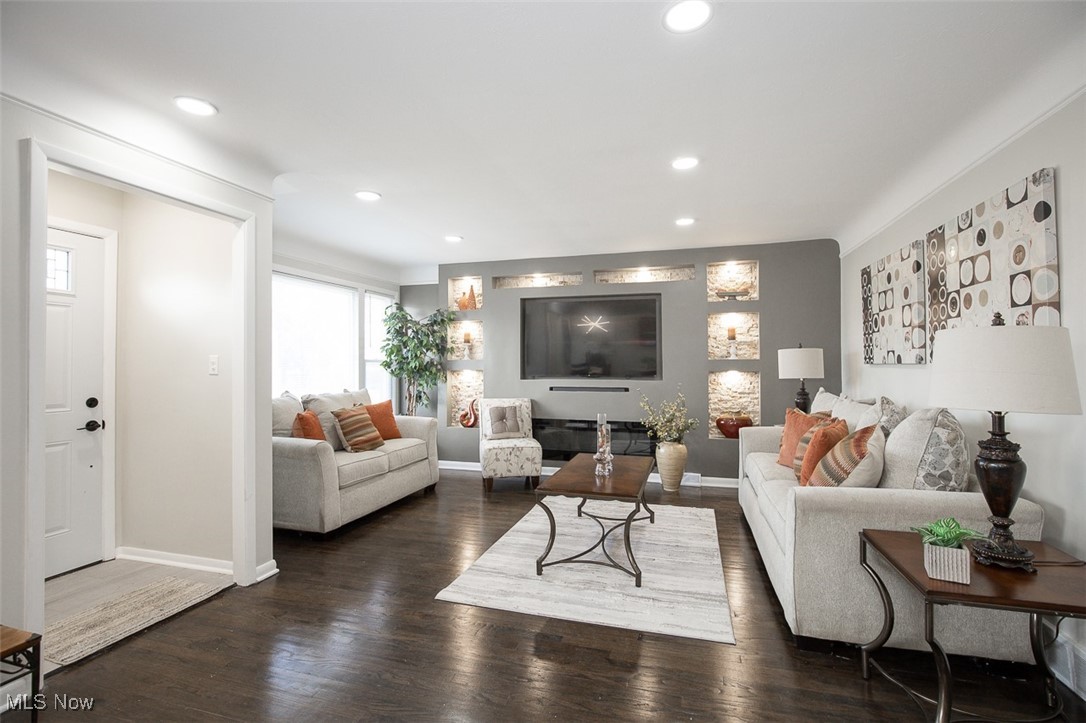 Belfiore Acres R E - Residential