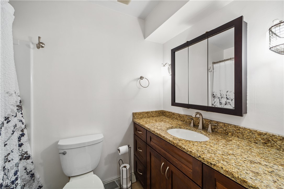 8703 Fox Rest Drive #34, Brecksville, Ohio image 17