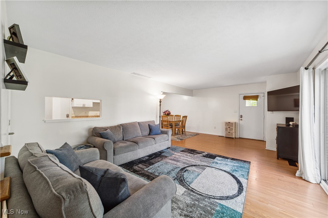 8703 Fox Rest Drive #34, Brecksville, Ohio image 8