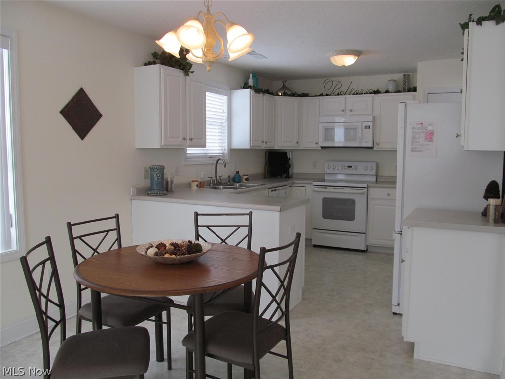 Frazer Court Villas - Residential