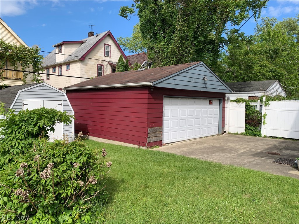 13515 Ashburton Avenue, Cleveland, Ohio image 4