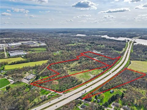 Tiny photo for Ohltown Road, Youngstown, OH 44515 (MLS # 5202329)