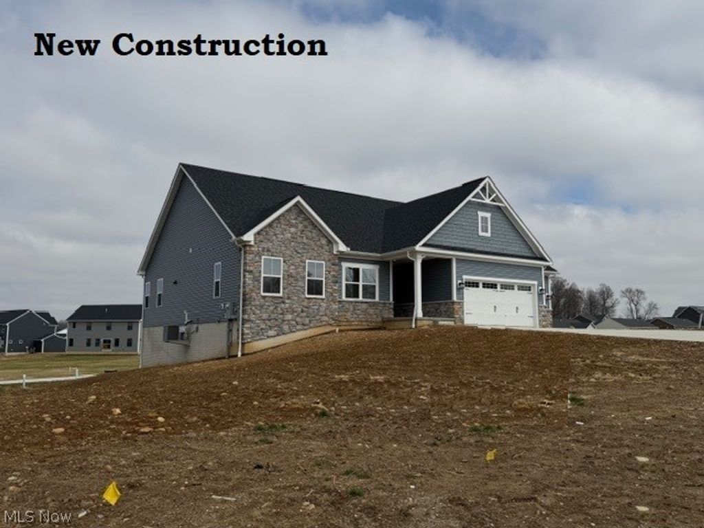 Photo of 1443 Southbrook Circle NE, Canton, OH 44721 (MLS # 5194802)